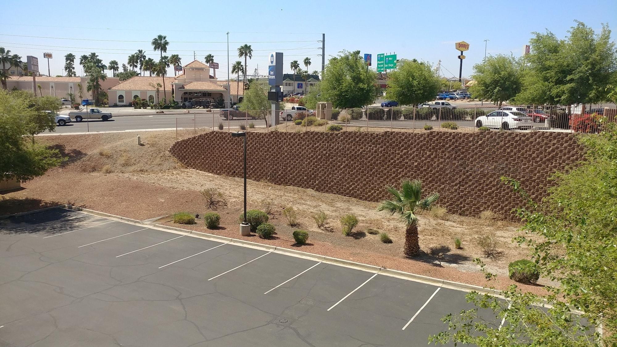 Hampton Inn&Suites Yuma Bagian luar foto
